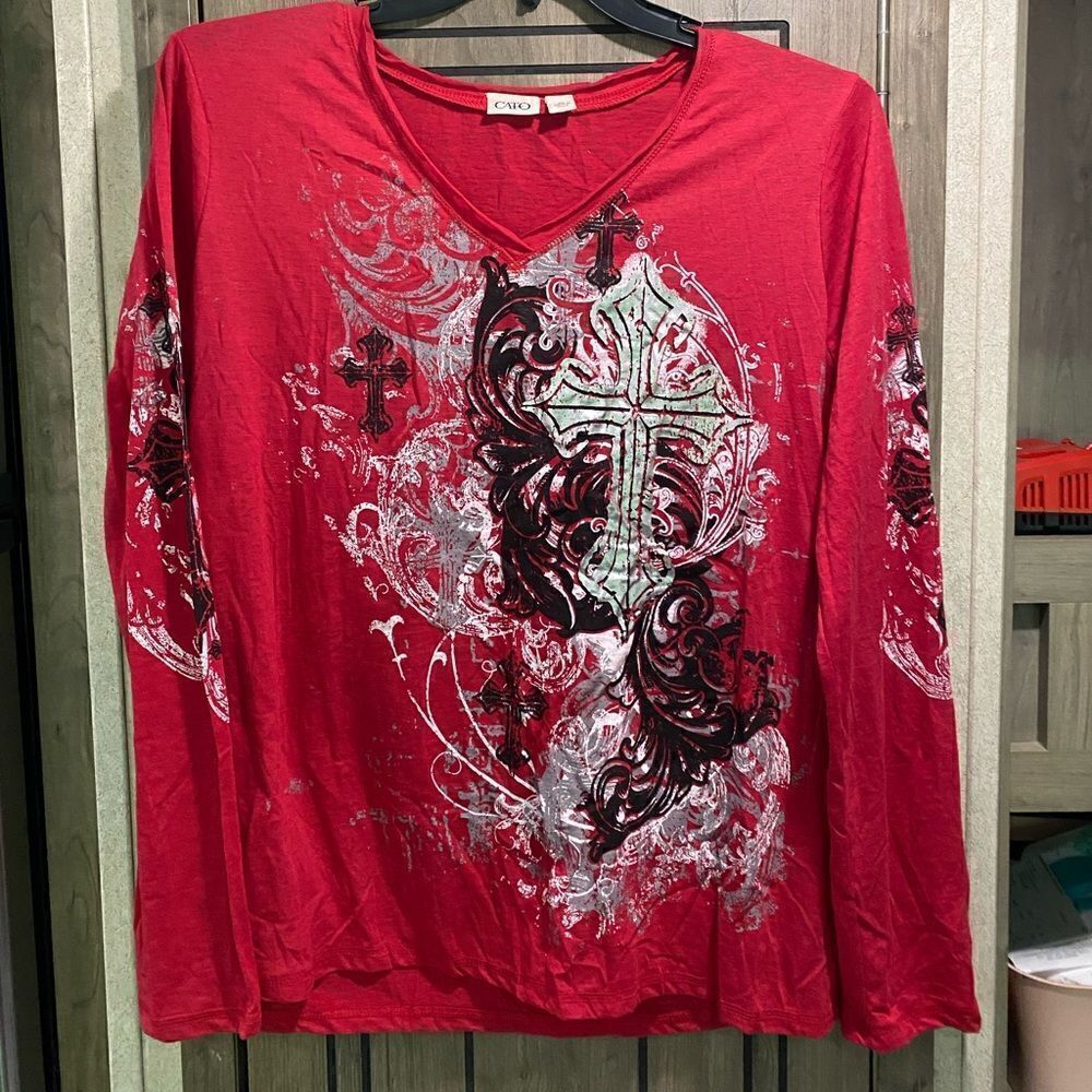 CATO Women’s XL Long Sleeve Red Shirt with Designs